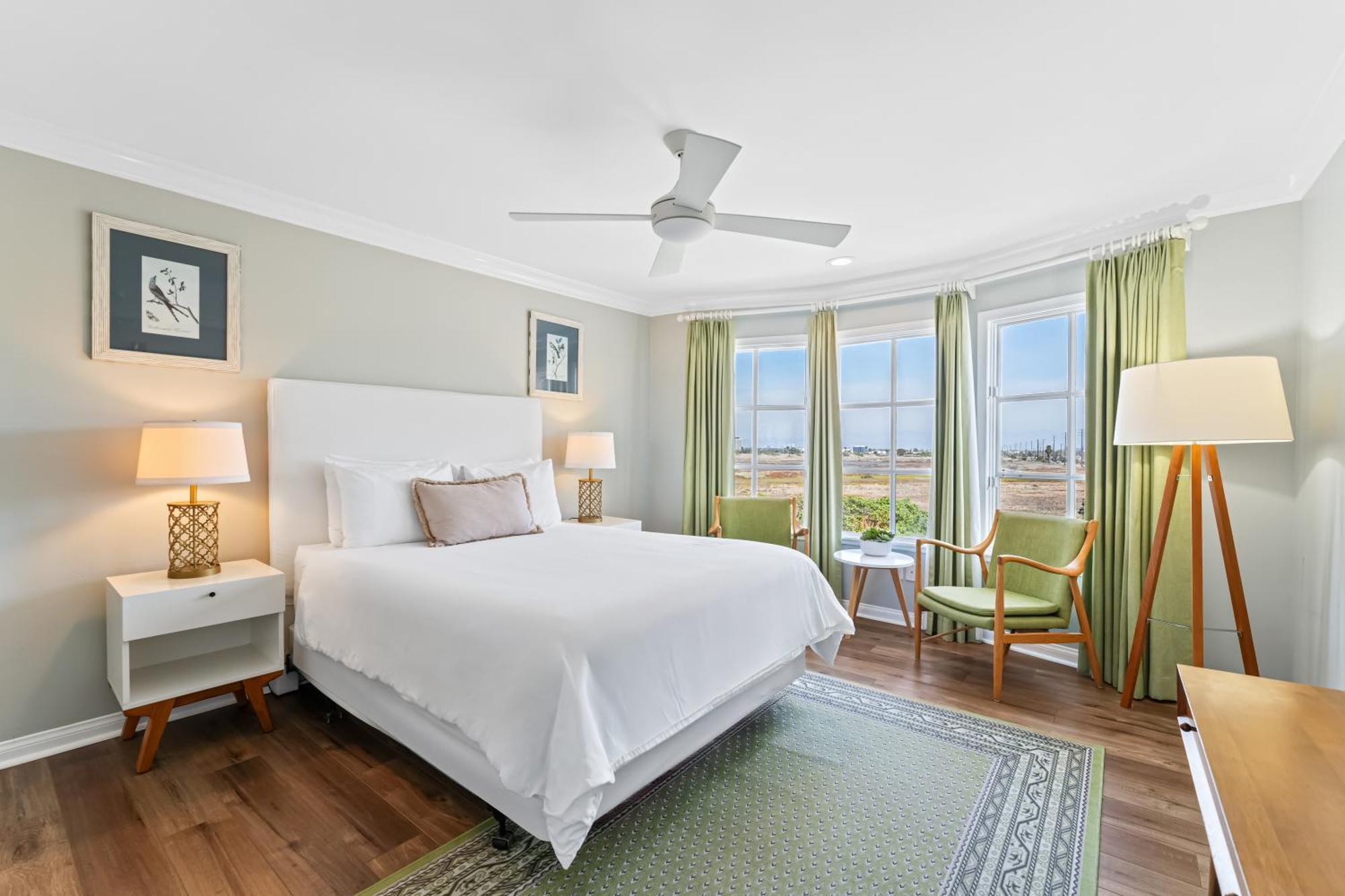 At Playa Del Rey Hotel 3*